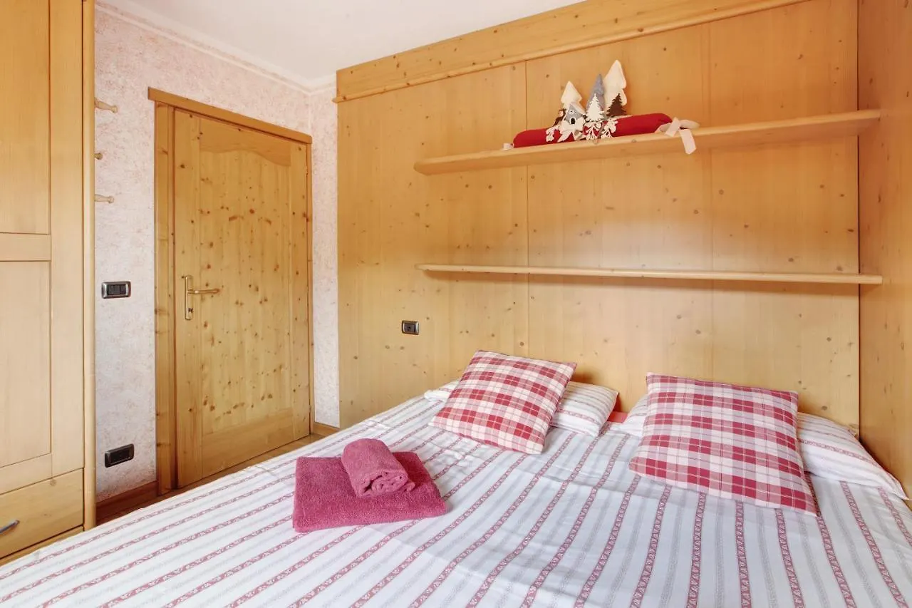 Apartamento La Baitina App A Livigno Italia